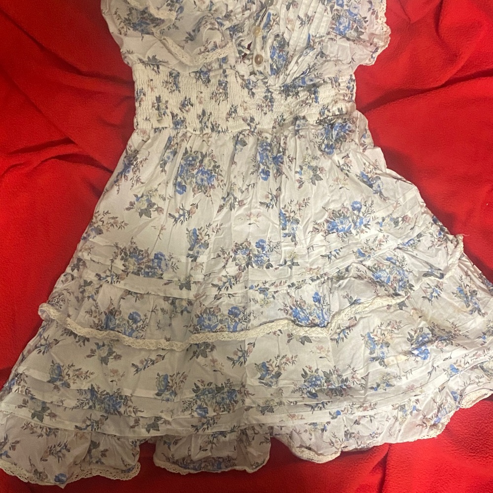 Chic Floral Ruffle Mini Dress - Picture 3 of 6